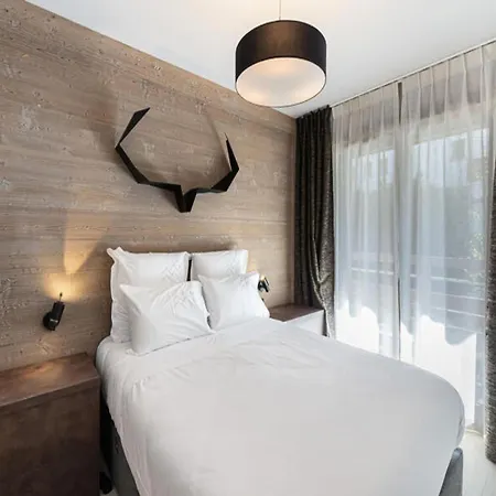 Stallion A Apartment